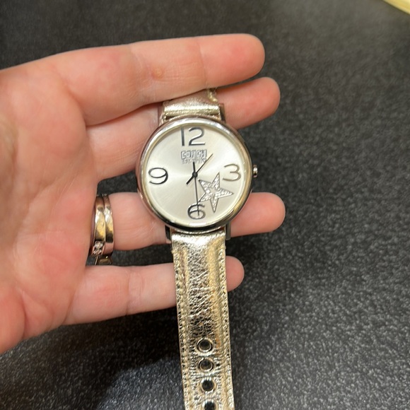 Coach watch - Picture 4 of 10